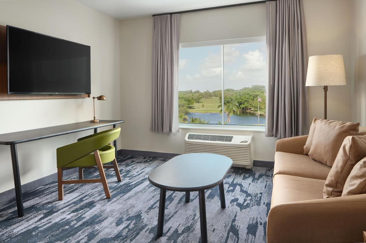 Fairfield Inn & Suites By Marriott Fort Lauderdale Northwest Tamarac Eksteriør bilde